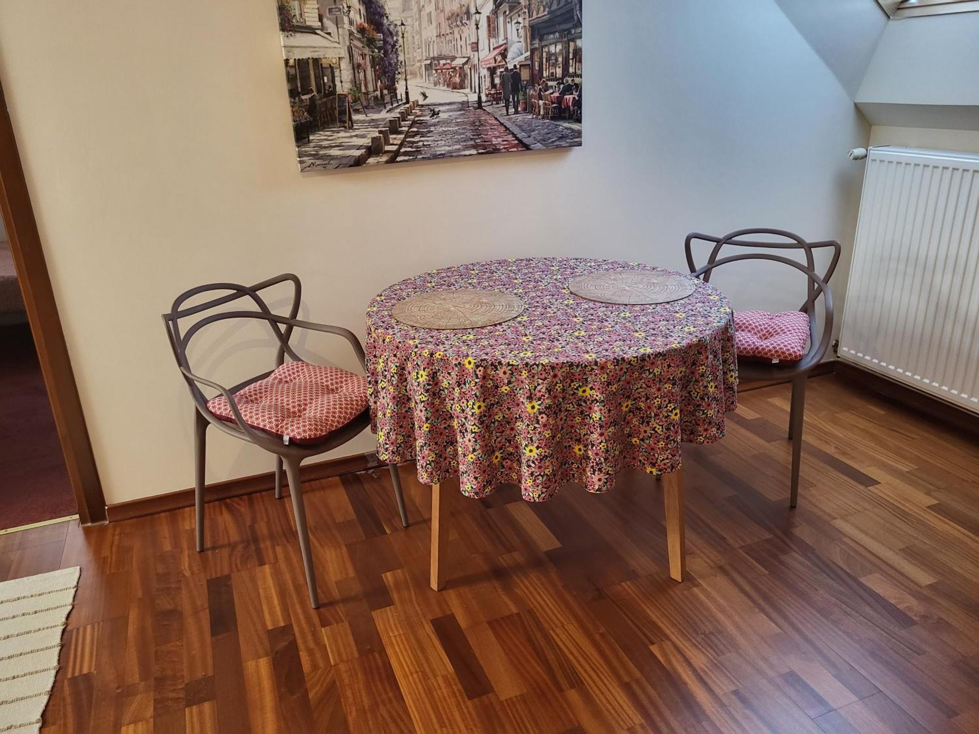 Radzymin Pd Faktura Apartamenty Na Przedmiesciach Z Prywatnym Parkingiem I Ogrodem Екстер'єр фото