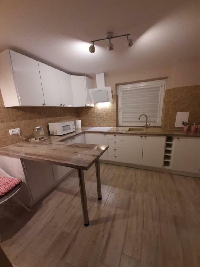 Radzymin Pd Faktura Apartamenty Na Przedmiesciach Z Prywatnym Parkingiem I Ogrodem Екстер'єр фото